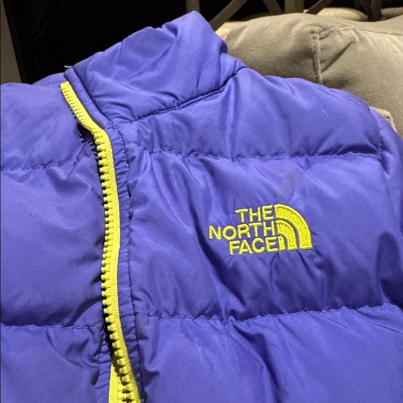Girls 10-12 Medium The North Face Puffer jacket coat down andes